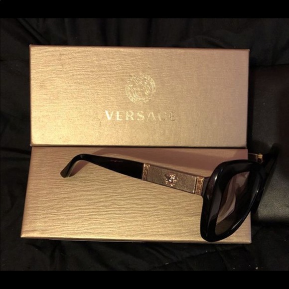 Versace mirrored sunglasses - Picture 2 of 7